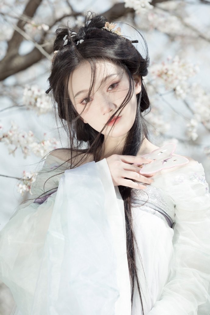 《群星》票房仅252万，《功夫女足》破12.6亿，黄渤和周星驰差距有多大